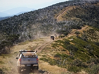01 - Convoy climbing to Mt Pinnibar